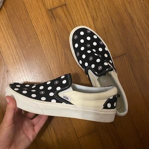 Vans slip on